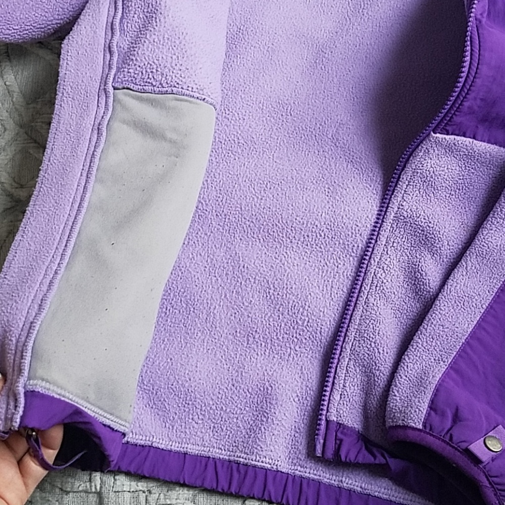 The North Face Fleece Jacket - Picture 4 of 7